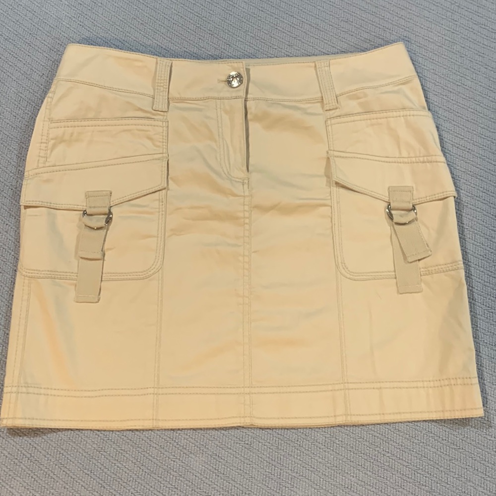 Women’s White House Black Market mini skirt.